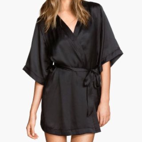 H&M Other - H&M silk robe